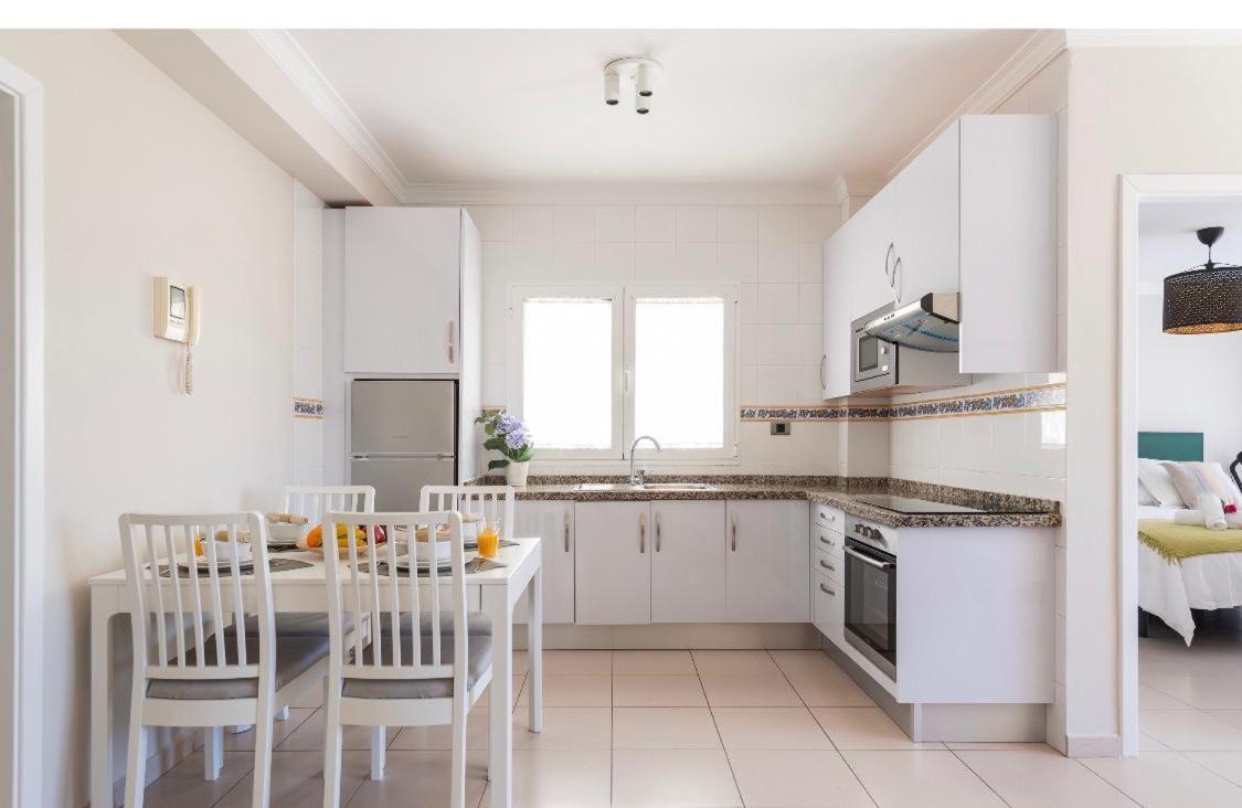 Amarre Palm Apartment *